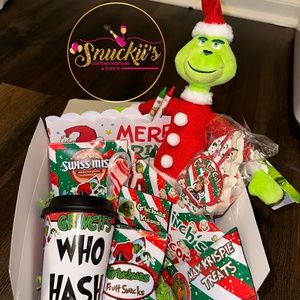 Grinchmas Eve Box